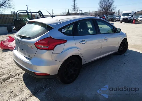 2016 Ford Focus Se z USA, uszkodzony, nr VIN 1FADP3K29GL346138